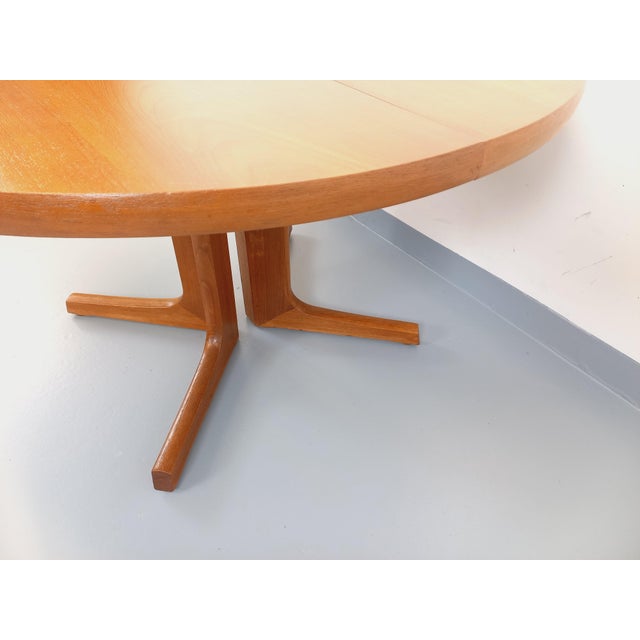 Vintage Scandinavian Round Teak Dining Table, 1960s For Sale - Image 15 of 18