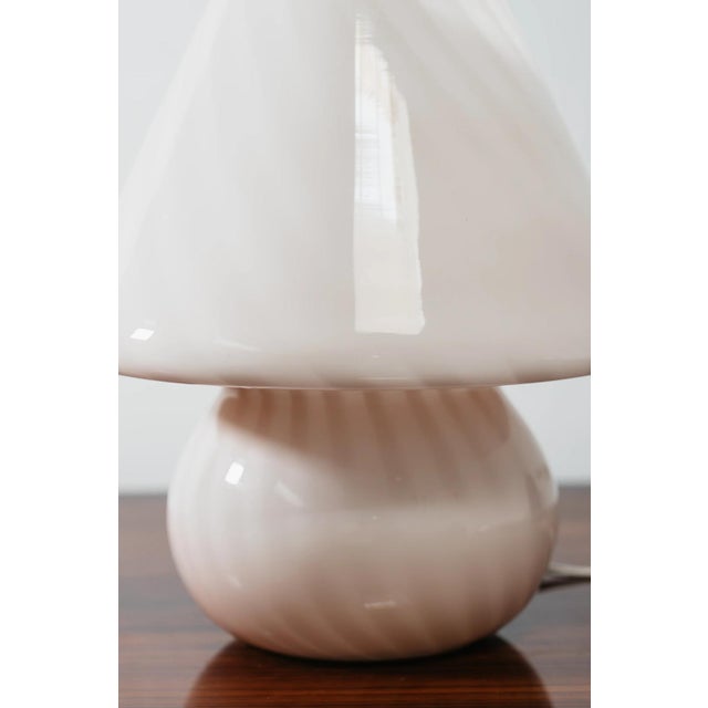 Murano Mushroom Lamp in Blown Glass, 1970s For Sale - Image 9 of 10