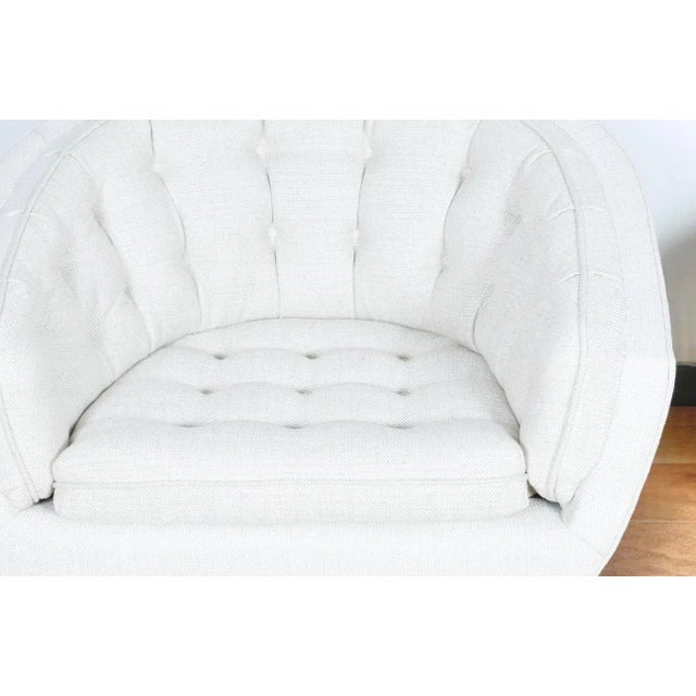 1950s Mid Century Kroehler Style Pair of Barrel Chairs For Sale In Los Angeles - Image 6 of 11