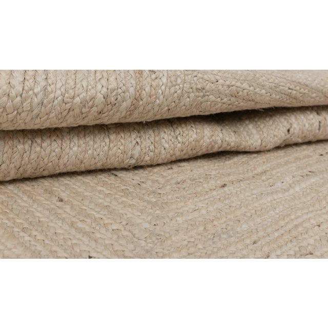 Natural White Jute Scallop Hand Made Rug - 6'x9' For Sale - Image 12 of 12