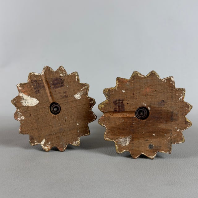 Metal Antique Candlesticks in Gilded Wood, Brass, Mirrored Glass, Set of 2 For Sale - Image 7 of 11