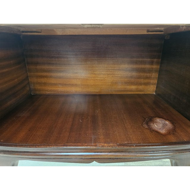 Art Deco Mahogany Crotch Bedside Tables with Glass Top, 1950, Set of 2 For Sale - Image 12 of 18