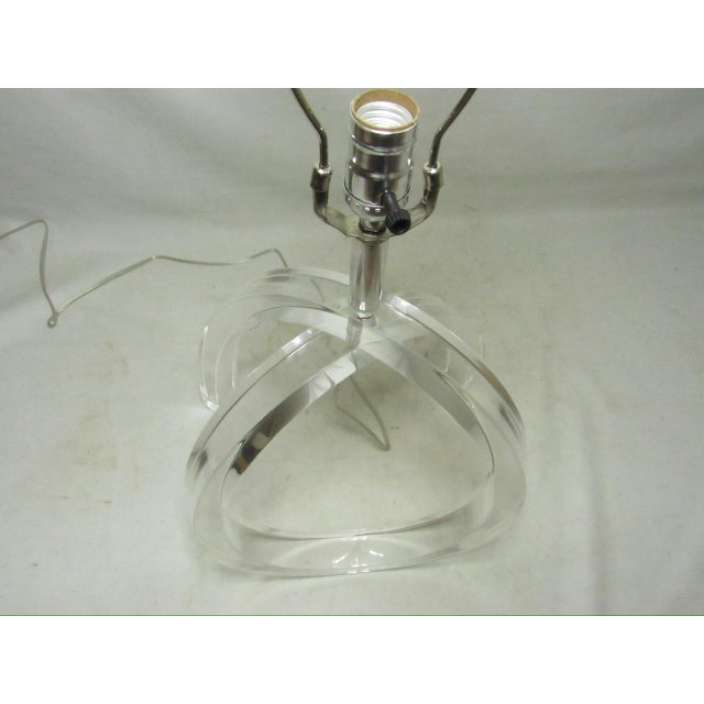 Mid-Century Lucite Pretzel Lamp by Dorothy Thorpe For Sale - Image 11 of 16