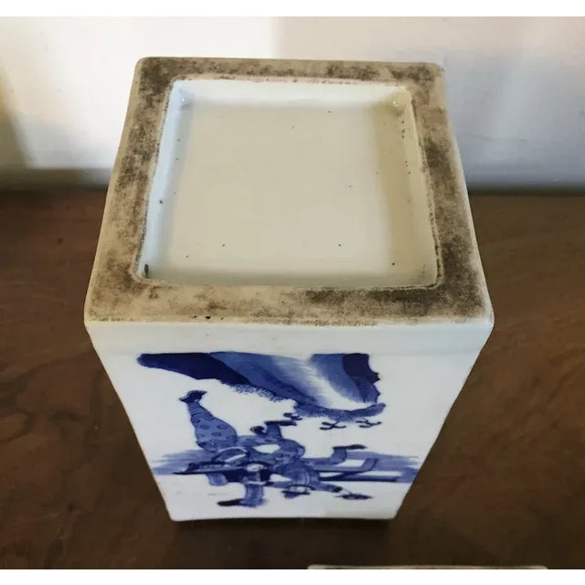 Antique 19th Century Chinese Blue & White Porcelain Covered Brush Pot or Box For Sale In New York - Image 6 of 13
