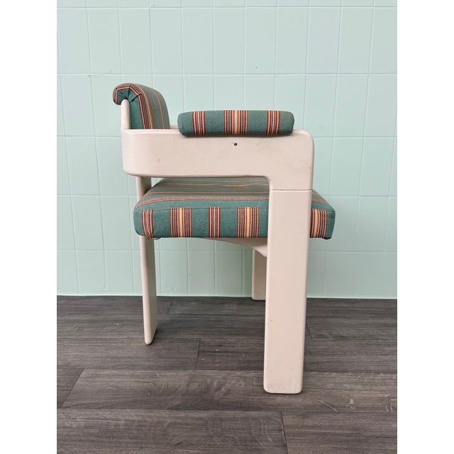 Mid-Century Modern Vintage Lounge Chair in Wood and Fabric, 1970s For Sale - Image 3 of 10