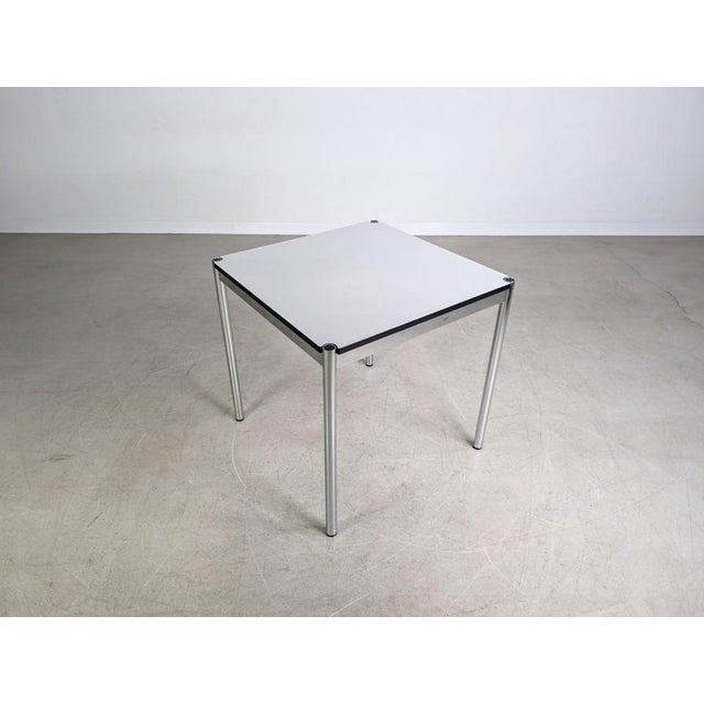 Small Square White Desk from USM Haller For Sale - Image 5 of 9
