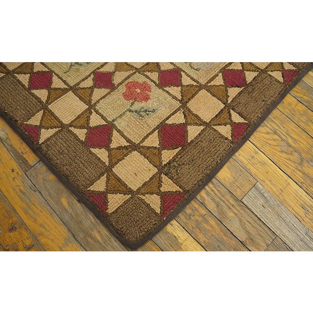 1920s Beige Diamond Roses Antique American Hooked Rug 2'10" X 5'1" Handknotted Wool Carpet For Sale - Image 4 of 4