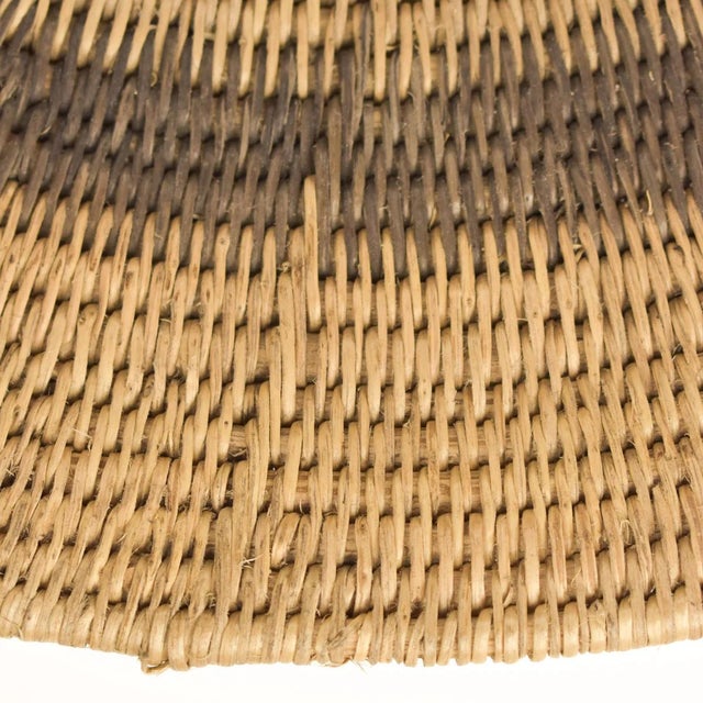 Early 20th Century Makenge Flat Wedding Basket 18 Inch Zambia For Sale - Image 4 of 7