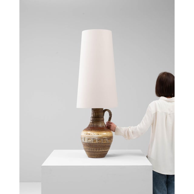 Mid 20th Century 20th Century German Ceramic Table Lamp With Etched Detailing For Sale - Image 5 of 18
