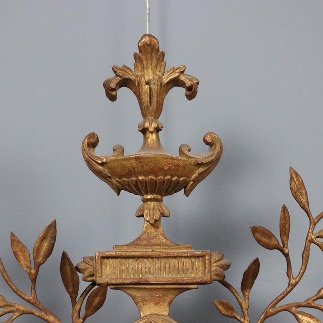 Mirror in Carved and Gilded Wood Frame For Sale - Image 5 of 12