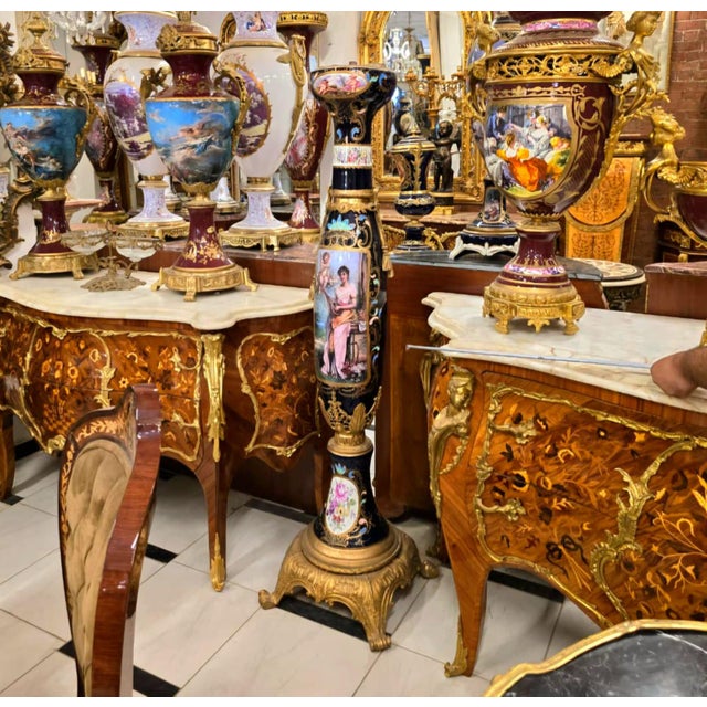 Bring museum-quality elegance into your home with this extraordinary Luxury Decorative Pedestal, featuring a striking...