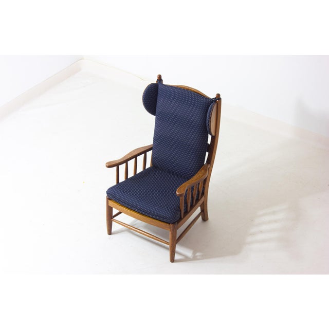 French Lounge Chair in Oak and Blue Fabric, 1960s For Sale - Image 4 of 8