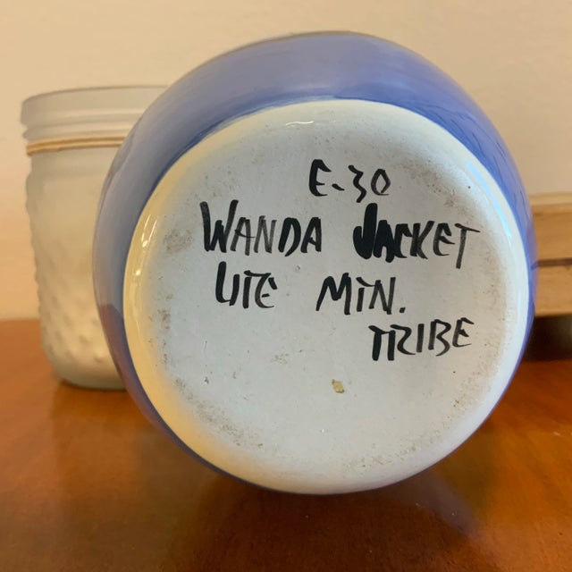 White 1990s Wanda Jacket Signed Wedding Vase – Ute Mtn. Tribe Pottery – 10” For Sale - Image 8 of 8