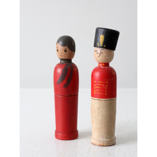 Mid 20th Century Vintage Figural Wood Box Pair For Sale - Image 5 of 11