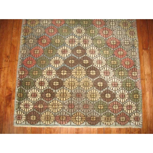 Mid-Century Modern Mid 20th Century Turkish Anatolian Rug - 3'5" x 7'3" For Sale - Image 3 of 5