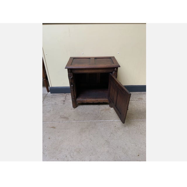 Age: circa 1880 Wood type: solid oak Condition: very good, well-maintained, refurbished original condition (minor signs of...