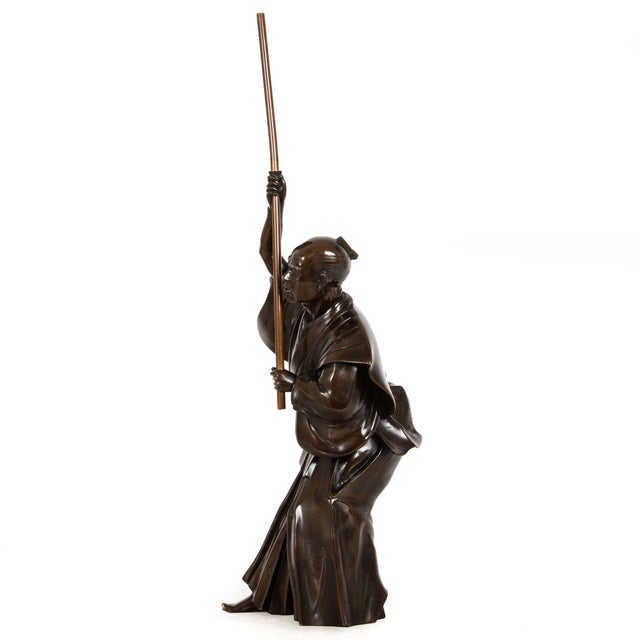 A Fine Japanese Meiji Period Antique Bronze Sculpture of a Samurai Warrior For Sale - Image 4 of 18