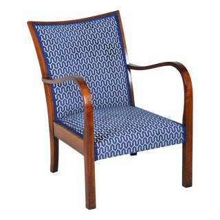 Art Deco Armchair in Walnut, Czech, 1920s For Sale
