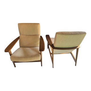 Mid Century Wood Chair Set of 2 For Sale