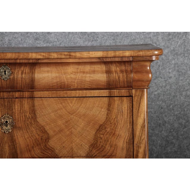 Antique Biedermeier Louis Phillipe Secretaire in Walnut, 1840 For Sale - Image 10 of 18