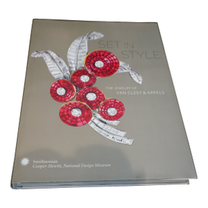 Set in Style - The Jewelry of Van Cleef & Arpels Book