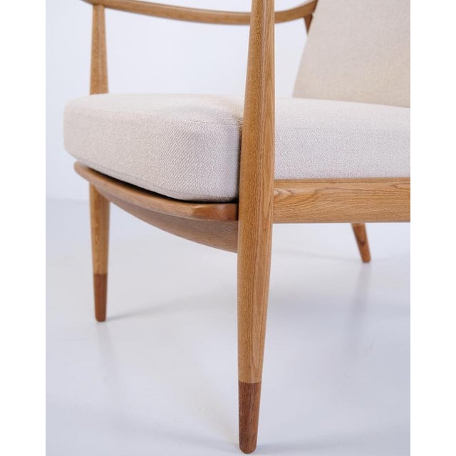 Cream FD 135 Oak and Teak Armchair by Peter Hvidt & Mølgaard, 1950 For Sale - Image 8 of 11