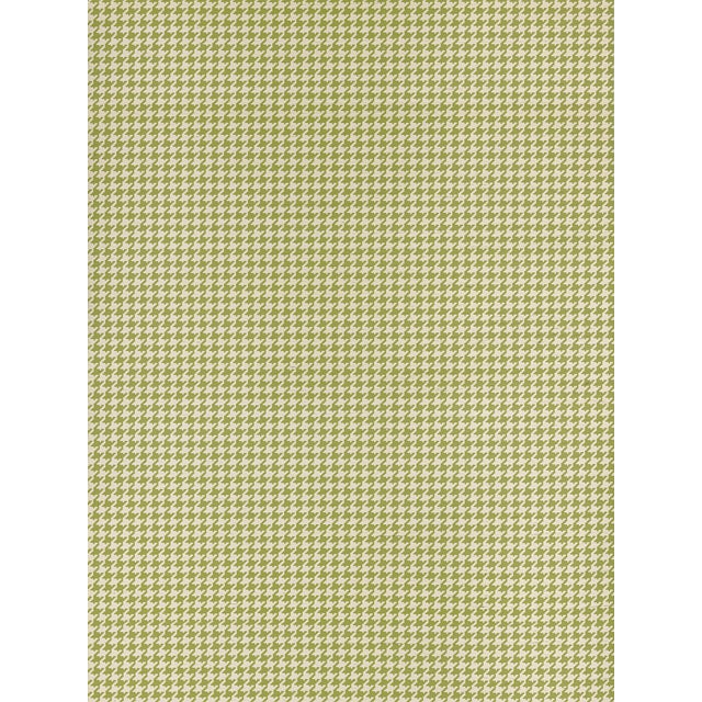 Our Houndstooth Sisal adds modern flair to the room with its graphic interpretation of a menswear motif, offered in 10...