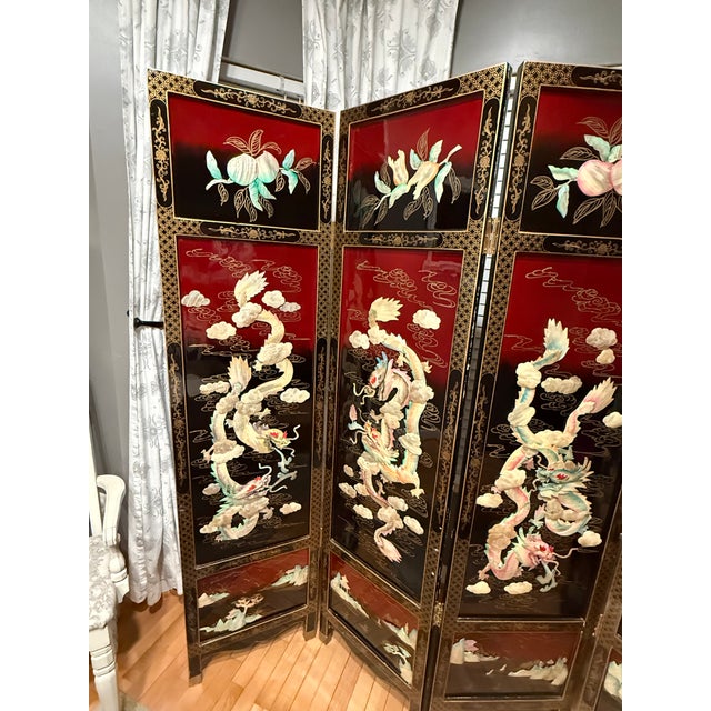 1960s 1960s Chinese Carved Lacquer Dragon Folding Screen (4-Panel) With Mother-of-Pearl Inlay For Sale - Image 5 of 6