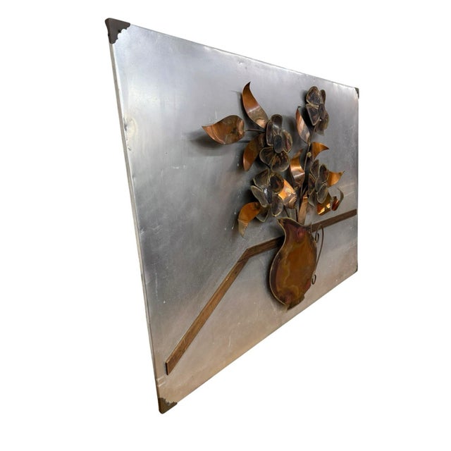 The MCM Alex Kovacs Metal Brutalist Floral Wall Art from 1977 is a unique and handmade piece of vintage art. Originating...