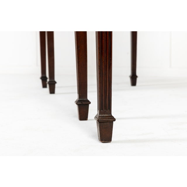 18th Century English Mahogany Serving Table For Sale - Image 4 of 8