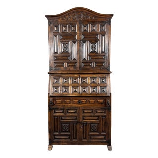19th Century Neo-Renaissance Carved Wooden Writing Desk For Sale