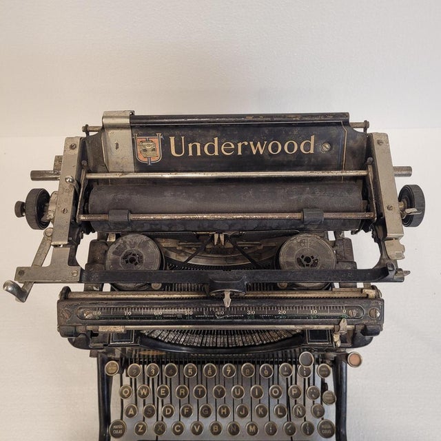 Model No. 5 Typewriter by Underwood and G. Truniger S.A., 1910s For Sale - Image 6 of 18