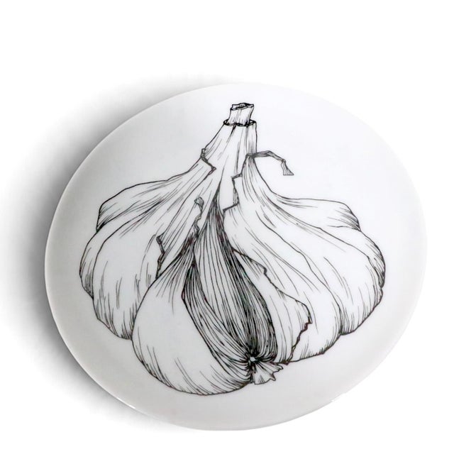 Black Mid 20th Century Set of Five Graphic Porcelain Heinrich & Co. H&c Selb Bavaria Vegetable Plates For Sale - Image 8 of 12