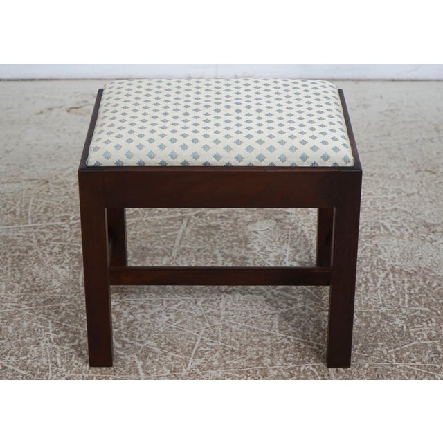 Age: Approx: 30 Years Old Details: Colonial Williamsburg Mahogany High Quality Construction 18 C. Design Chippendale Style...