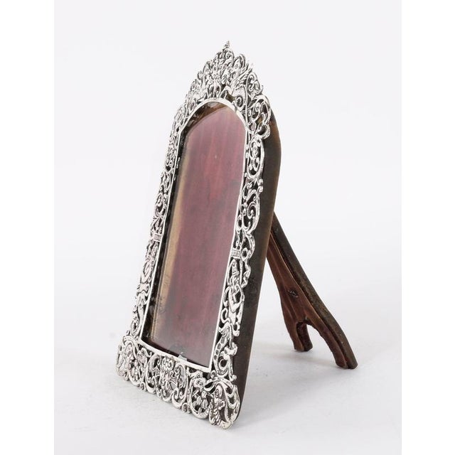 19th Century Antique 19th Century Sterling Silver Photo Frame from Jacob & Co. Rosenthal For Sale - Image 5 of 14