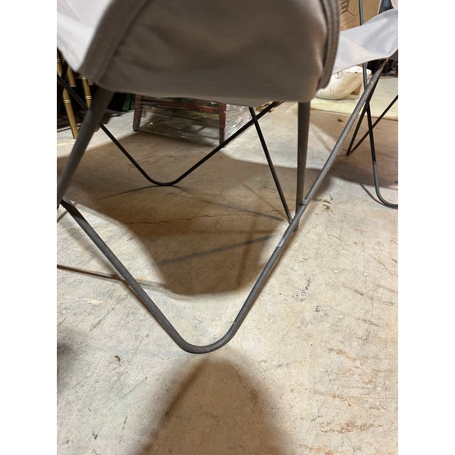 Metal 1970s Pair of Metal Butterfly Chairs With Gray Seats For Sale - Image 7 of 8