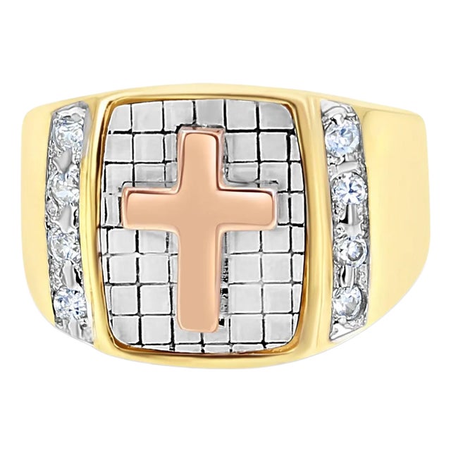Diamond Cross Ring .40cttw 14k Yellow Gold, Size 6 For Sale