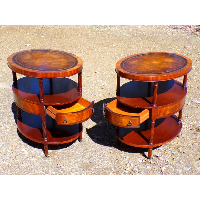 Brown Vintage Pair Weiman Heirloom Mahogany Leather Top Oval Lamp Tables For Sale - Image 8 of 18