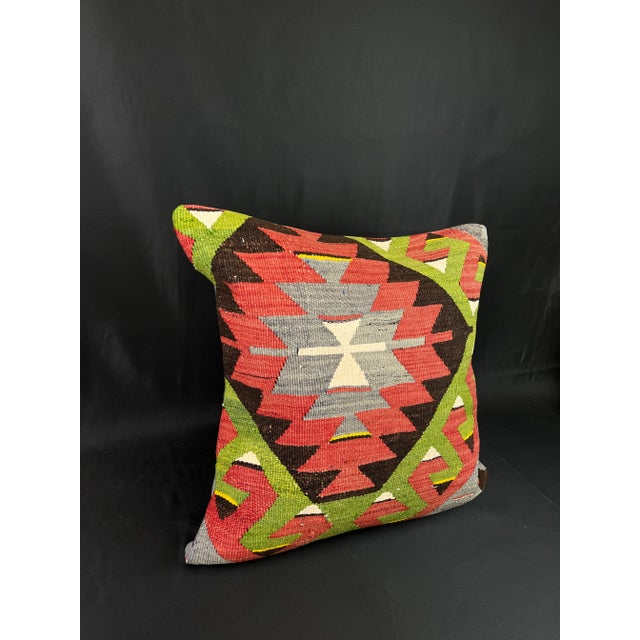 Kilim Pillow Size : 20''x20'' - 51 x 51 cm Unique pillow cover made from 100% handwoven wool vintage Turkish Kilim with...