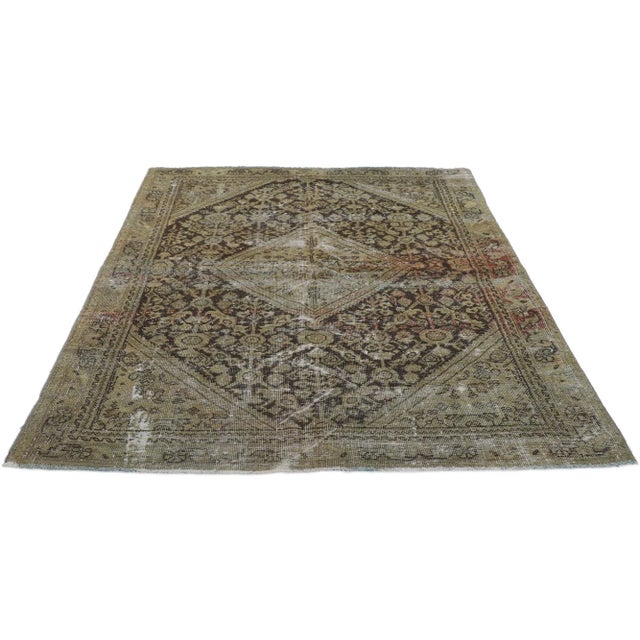 Rustic Antique Persian Mahal Rug - 04'01 X 06'00 For Sale - Image 3 of 9