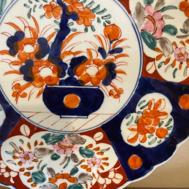 Japanese Antique Late 19th Century Imari Charger Plate For Sale - Image 3 of 5