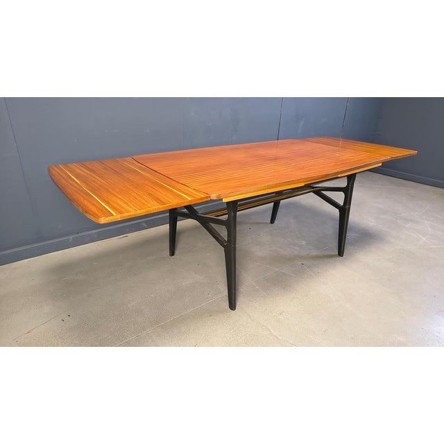 Mid-Century Modern Italian Extendable Dining Table, 1950s For Sale - Image 6 of 11