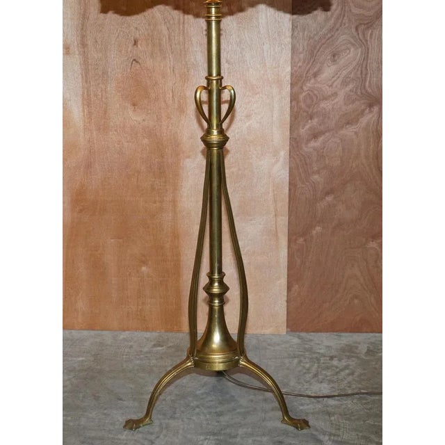 Antique Art Nouveau Brass Height Adjustable Standing Floor Lamp with Sculptured Frame For Sale - Image 3 of 18