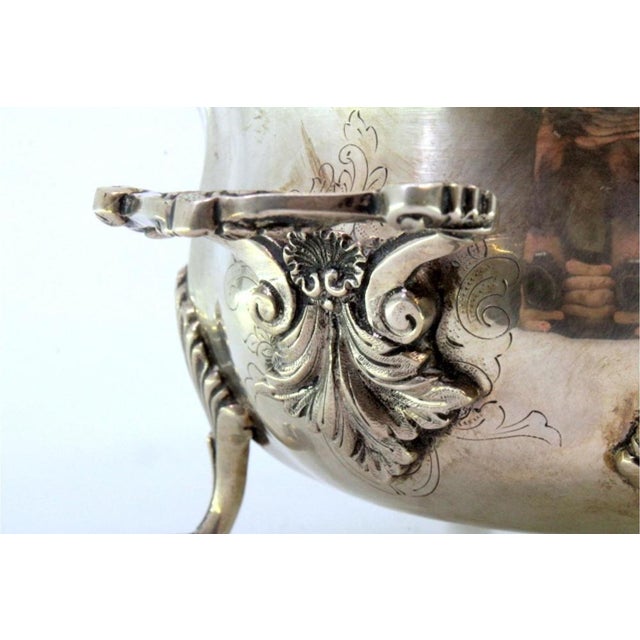 Silver Tureen with Engraved Plant Motifs, Frieze and Pear-Shaped Handle Lid For Sale - Image 5 of 8