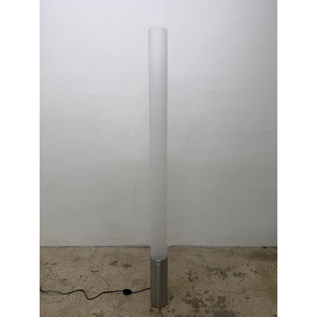 2020s Pablo Pardo Elise Tubular Acrylic and Aluminum Floor Lamp for Pablo For Sale - Image 5 of 17