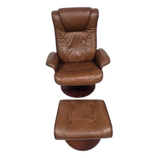 Mid 20th Century MCM Leather Recliner and Ottoman on Pedestal Base For Sale