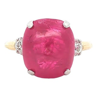 9.00 CTW Mid-Century Burmese Ruby & Diamond 18k Yellow Gold Ring, Size 7 For Sale