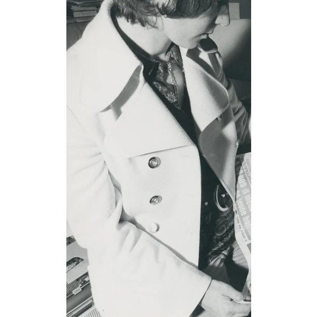 Jackie Kennedy with Newspaper in France, 1970s, Black & White Photograph For Sale - Image 3 of 5