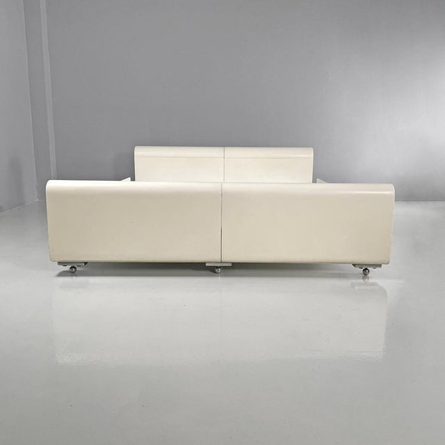 Silver Italian Modern Double Bed in White Wood by Benatti, 1970s For Sale - Image 8 of 18