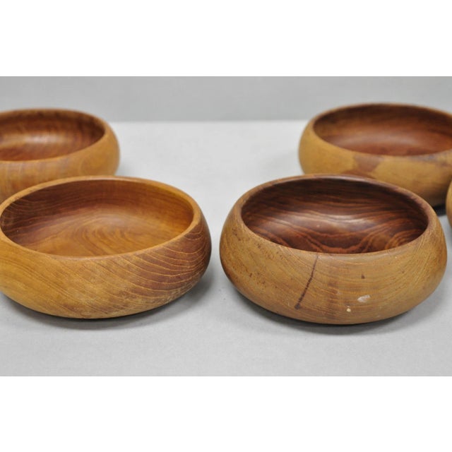 Brown Vintage Mid Century Modern Teak Wood Goodwood Benjamin Medwin Salad Bowl Set - 7pc For Sale - Image 8 of 15